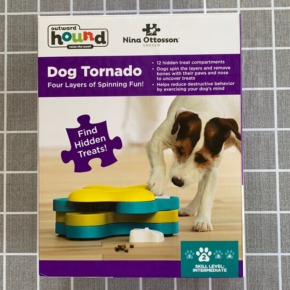 Outward Hound Dog Tornado